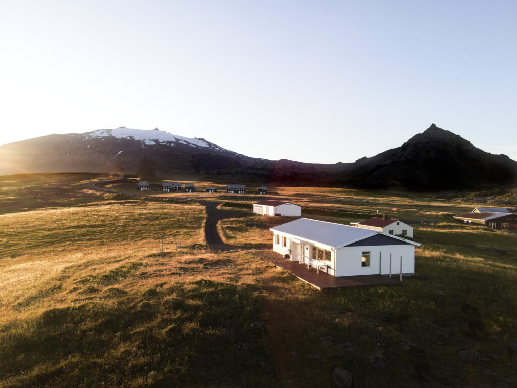 SNAEFFELSNES GUESTHOUSE (ICELAND)